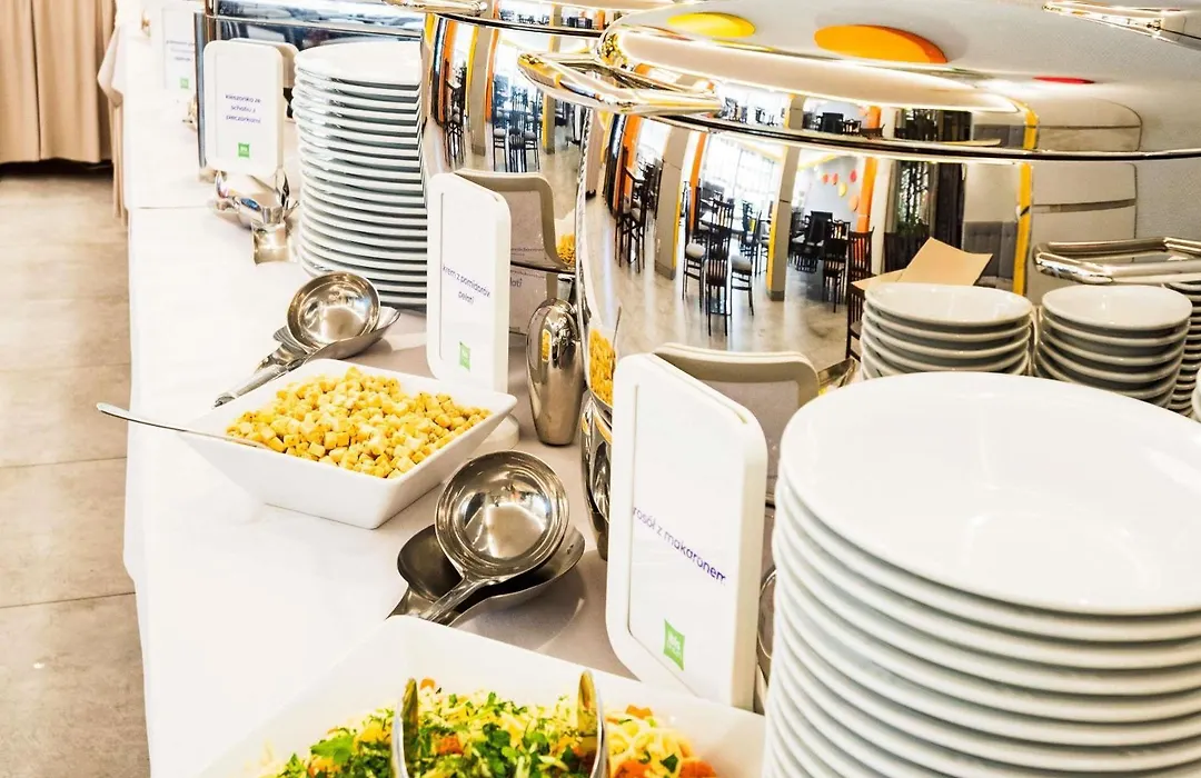 Ibis Styles Warszawa West-1